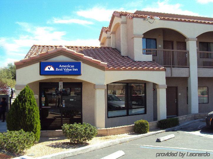 Starlight Inn & Suites Motel 29 Palms Joshua Tree National Park Twentynine Palms Exterior photo