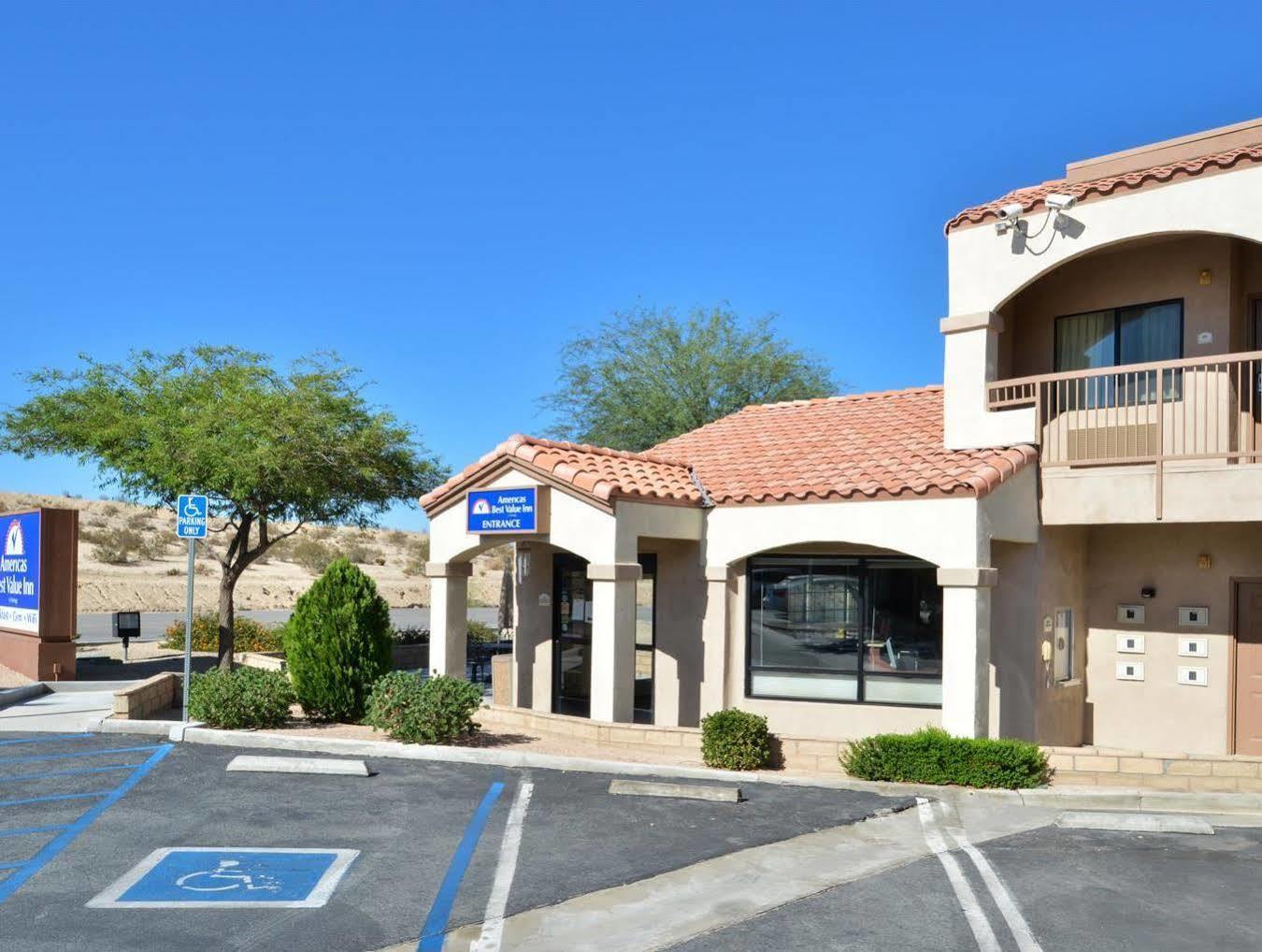 Starlight Inn & Suites Motel 29 Palms Joshua Tree National Park Twentynine Palms Exterior photo